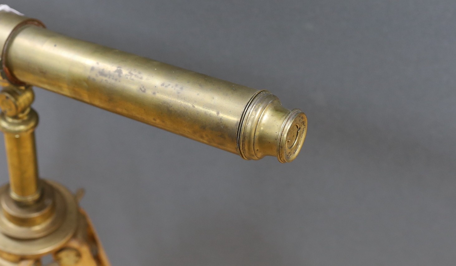 An Edwardian telescope on tripod, marked Cawdell, Luton, 107cm high